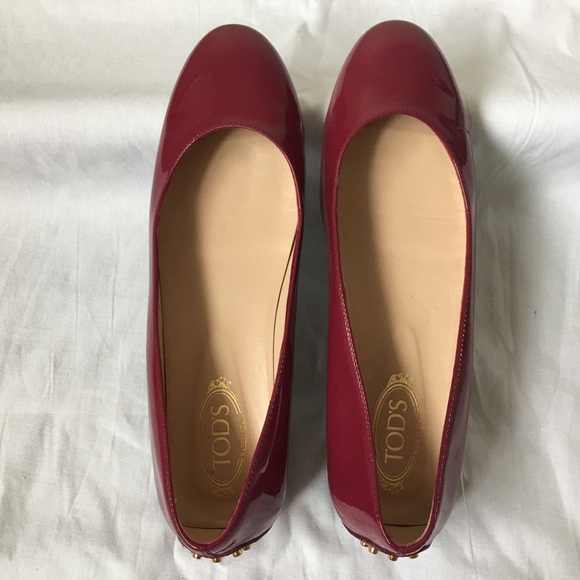 Tod's Shoes - Tod’s Women Ballerina Flats in color Light Wine